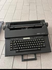 Macchina da scrivere Olivetti