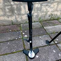 cavalletto porta bici  