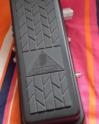 Behringer Hell Babe pedale wah wah