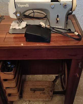 Macchina da cucire VIGORELLI