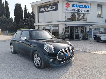 Mini 1.5 Cooper D 5 porte