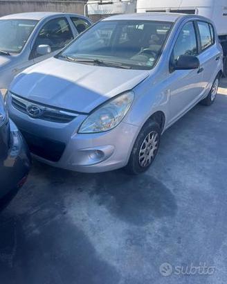 Hyundai i 20 anno 2011
