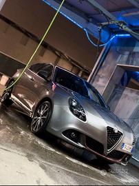 Alfa romeo giulietta 1.4 sport carbon look