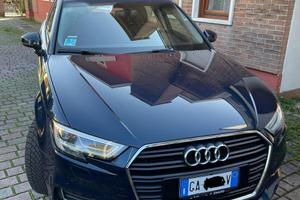 AUDI A3 SPB 30 g-tron S tronic Admired