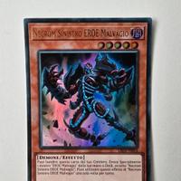 Yu-Gi-Oh! Carta Necrom Sinistro Eroe Malvaggio 