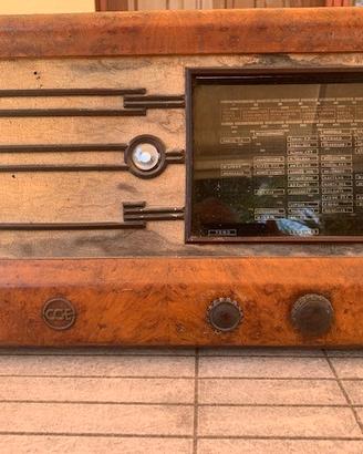RADIO d'epoca ITALIANA CGE 215 Anno 1941 a VALVOLE