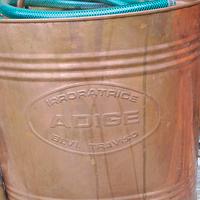 pompa irroratrice a spalla.