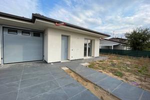 Villa di 167 m² con 4 locali e box auto doppio a V