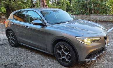 Alfa Romeo Stelvio Sport Tech 2020