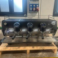 2 Macchina caffe 3 gruppi Sanremo D8 Montalatte