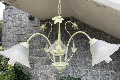 Lampadario a 3 luci in metallo e vetro