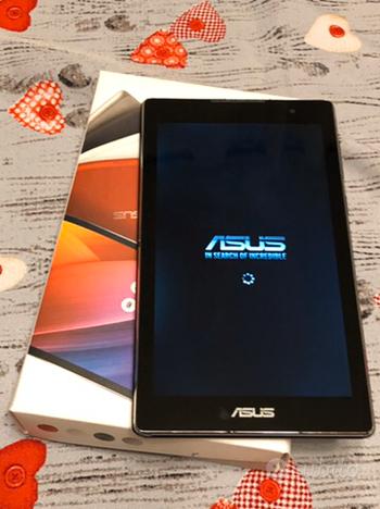 Asus zenpad tablet 7 pollici smartphone dual sim usato  Cuneo