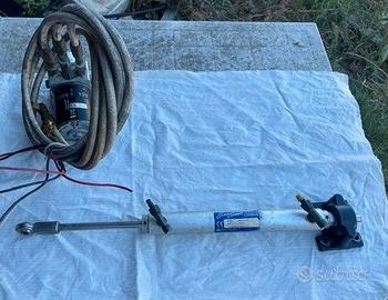 Pompa e pistone per idroguida RAYMARINE