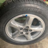 Gomma nuova di scorta suv