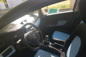 fiat grande punto a metano 