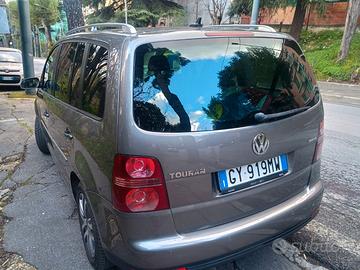 VW Touran