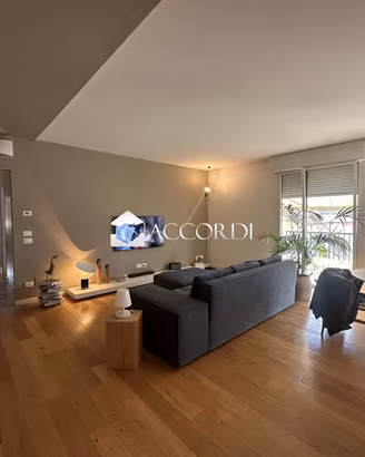 RIF:NIG10 ATTICO RISTRUTTURATO JESOLO PAESE