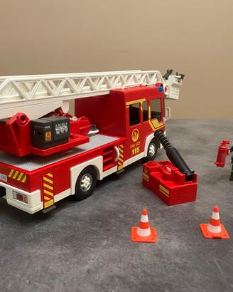 Camion scala playmobil