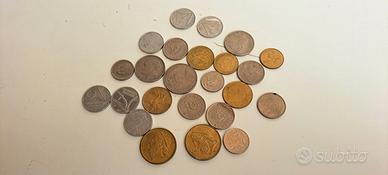 Monete Varie Italiane ed Estere Lotto 23 Pezzi Vin