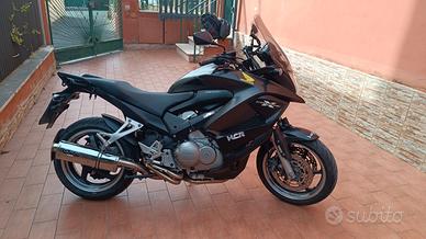 Honda VFR800x crossrunner 