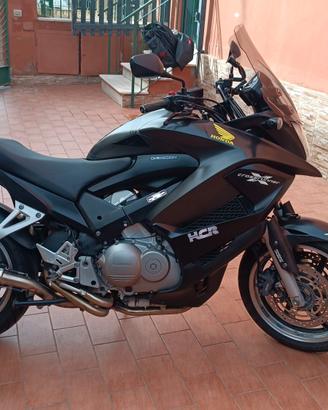 Honda VFR800x crossrunner 