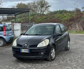 Renault Clio 1.2 16V 5 porte Dynamique