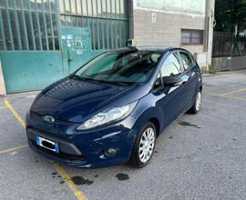 Ford Fiesta 1.2 benzina 2010 euro 5 Neopatentati