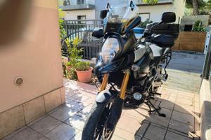 Suzuki V Strom DL 1000 ABS-2014 Perfetta con Bauli
