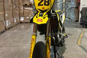 Suzuki RMZ450 Omologata