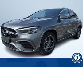 Mercedes-Benz GLA 250 E PLUG-IN HYBRID AUTOMA...