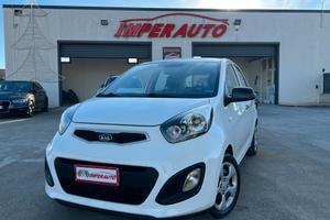 Kia Picanto 1.0 5 porte Style TAGLIANDATA
