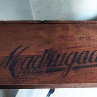 Cassetta in legno vintage 