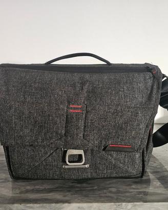 Peak Design Everyday Messenger 13" Versione 1