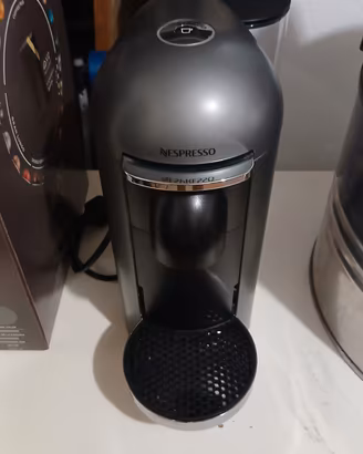 macchina caffè nespresso vertuo plus