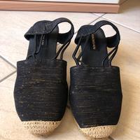 Scarpe zeppe nere e dorate