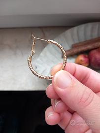 Orecchino trovato che R.E.G.A.L.O+bracciale NUOVO