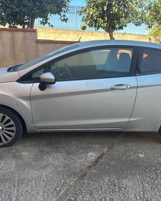 Ford Fiesta 1200 benzina/GPL