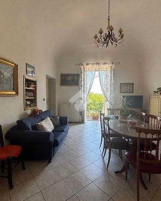 VILLA A SCHIERA A CERMIGNANO