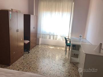 Camere studenti Salerno centro unisa 250