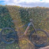 E Bike  Santa Cruz Heckler CC