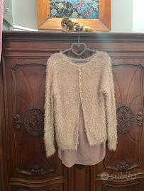 Maglione con paillettes dorate