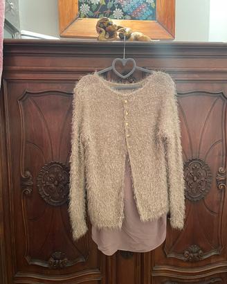 Maglione con paillettes dorate
