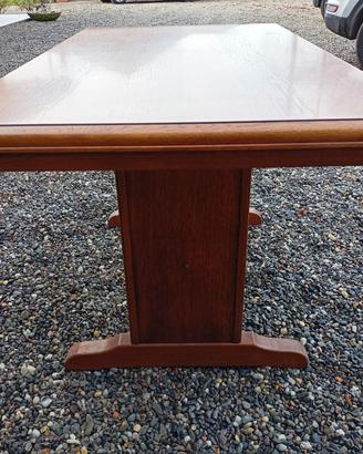 Tavolo in legno