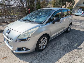 Peugeot 5008 1.6 HDi - 7 posti