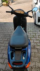 Piaggio Vespa 50 ET2 - 2011