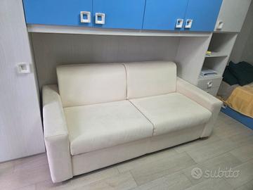 divano letto come nuovo