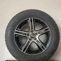 Cerchi e pneumatici  235/65 R17