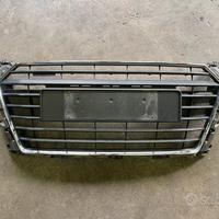 Mascherina Anteriore Per Audi TT 8S MK3 2016