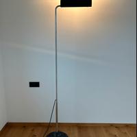 Lampada da Terra Mezzaluna