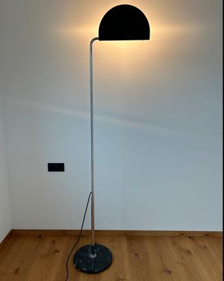 Lampada da Terra Mezzaluna